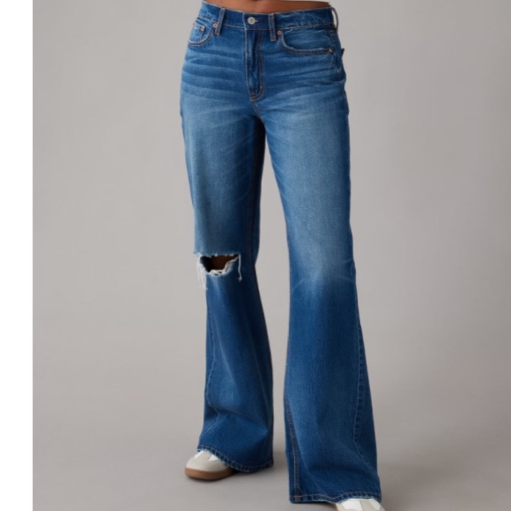 American Eagle Outfitters Women's Blue Flare Jeans